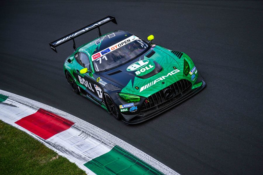The Motorpark Mercedes ahead of a very competitive field in free practice 